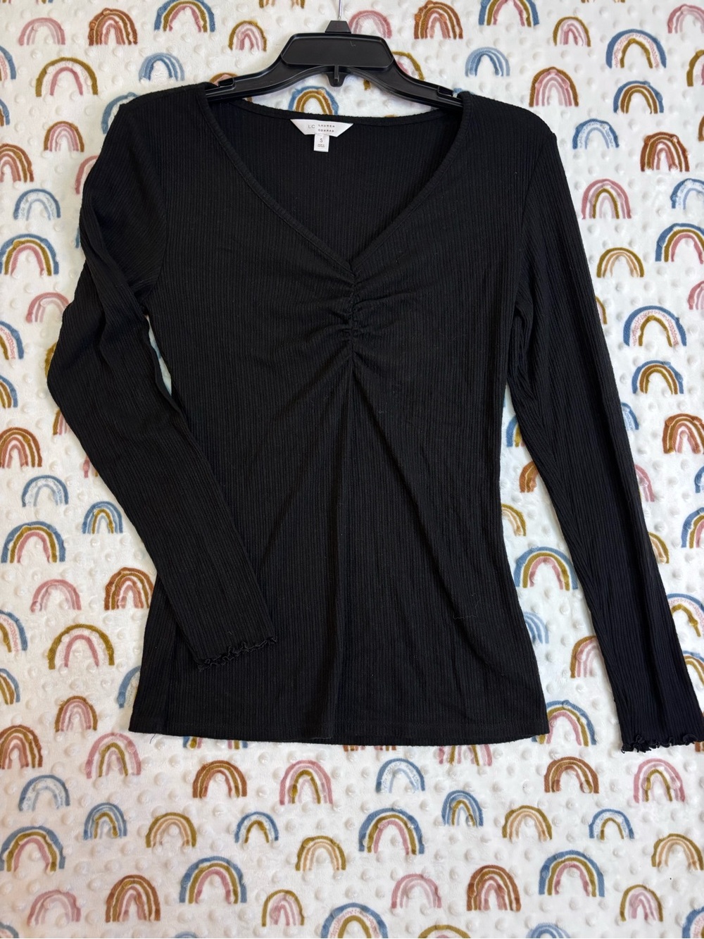 LC Lauren Conrad Black Ribbed V-Neck Long Sleeve Top with Front Ruching Size S